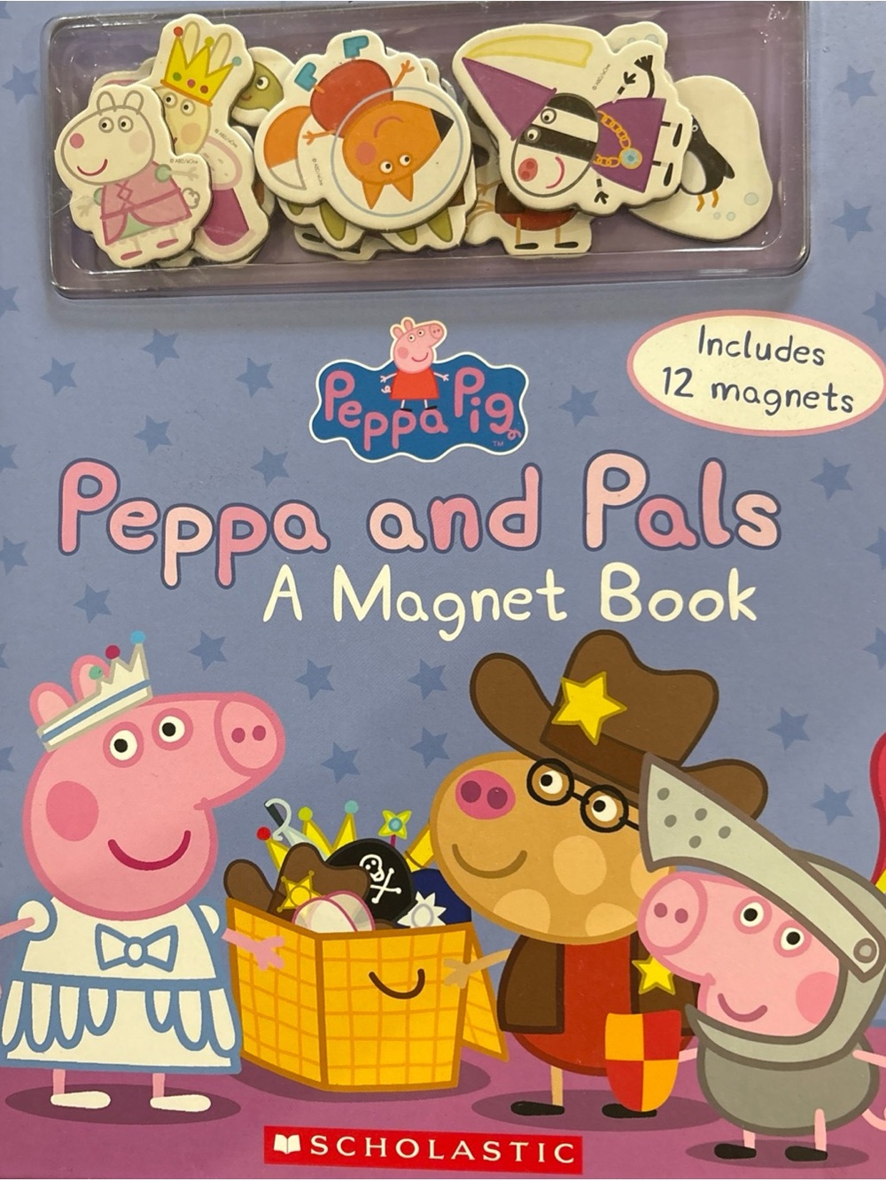 Scholastic Peppa Pig Peppa and Pals Magnet Book - Purple
